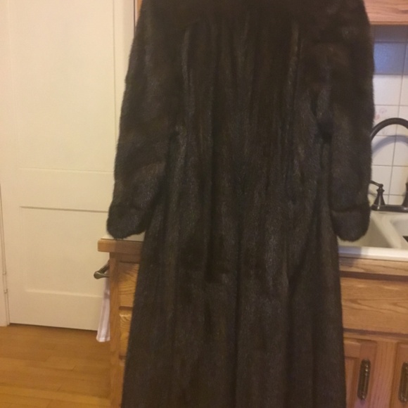 Mink Coat    (Full length mink coat) - Picture 3 of 4